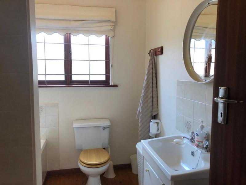 4 Bedroom Property for Sale in Sandbaai Western Cape